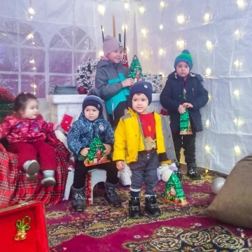 Holiday is coming, Victory is coming! Holiday is coming, Victory is coming!