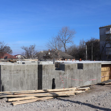 A solemn moment for “Home is where you are” project A solemn moment for “Home is where you are” project